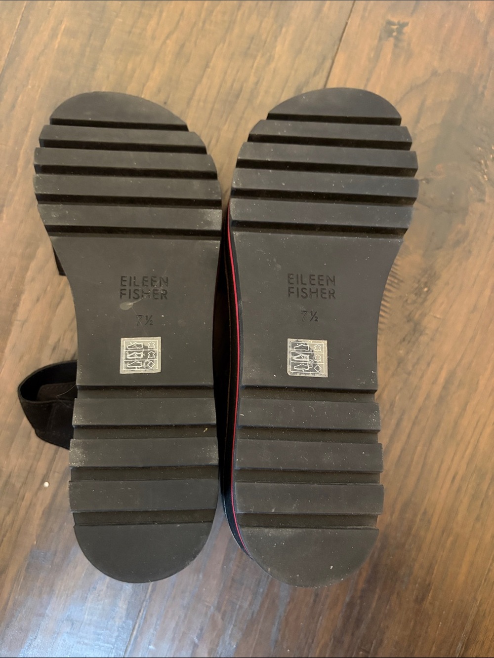 Eileen Fisher platform wedge 7.5 - Picture 4 of 7